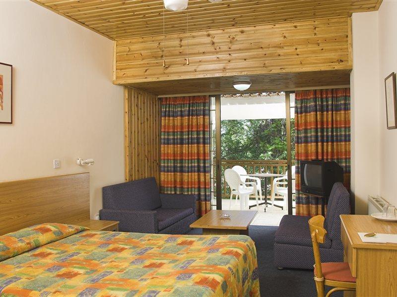 Pendeli Hotel Platres Bagian luar foto