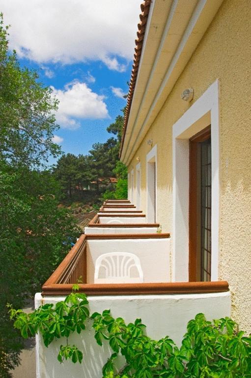 Pendeli Hotel Platres Bagian luar foto